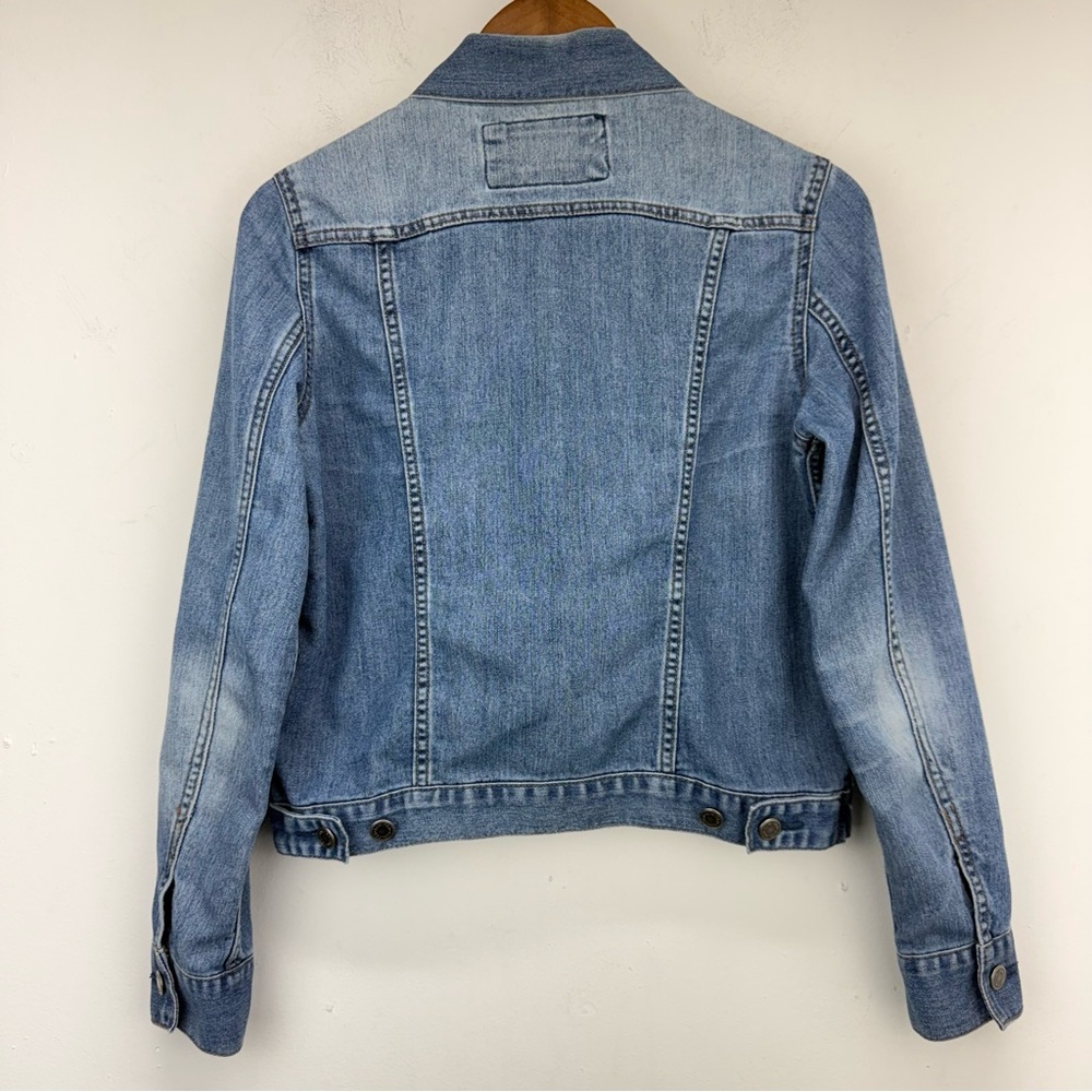 The Limited size Small Women’s Blue Distressed Denim Button Up Jean Jacket - Picture 7 of 8